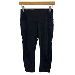 GapFit Sculpt Compression Capris Black Activewear Gymcore Yoga Dance Size Medium